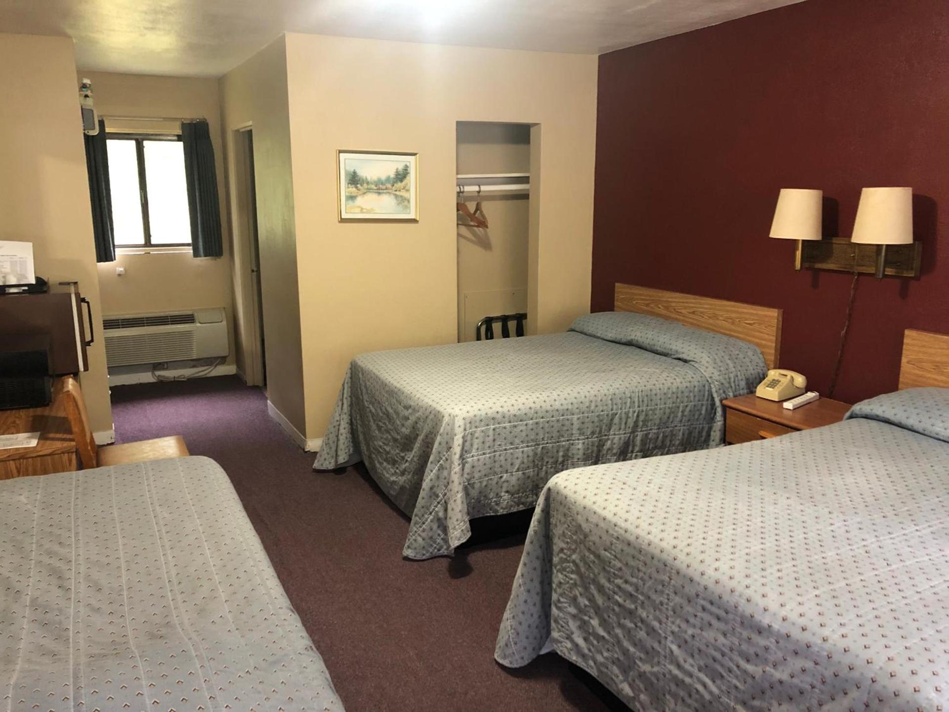Laurel Park Inn photo 6
