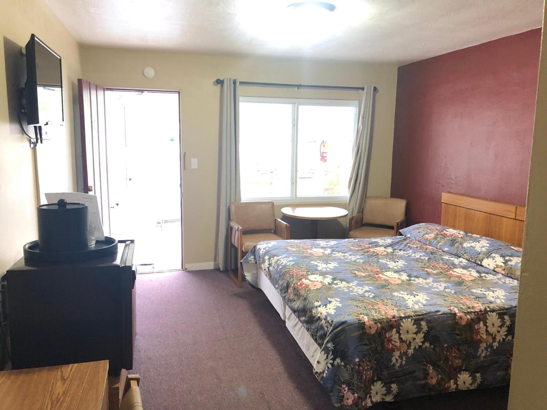 Laurel Park Inn photo 19