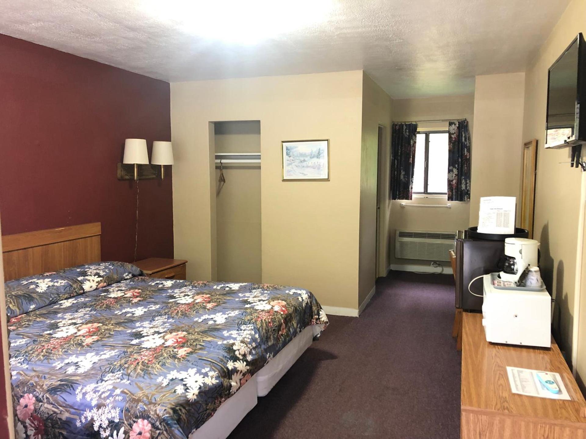 Laurel Park Inn photo 20