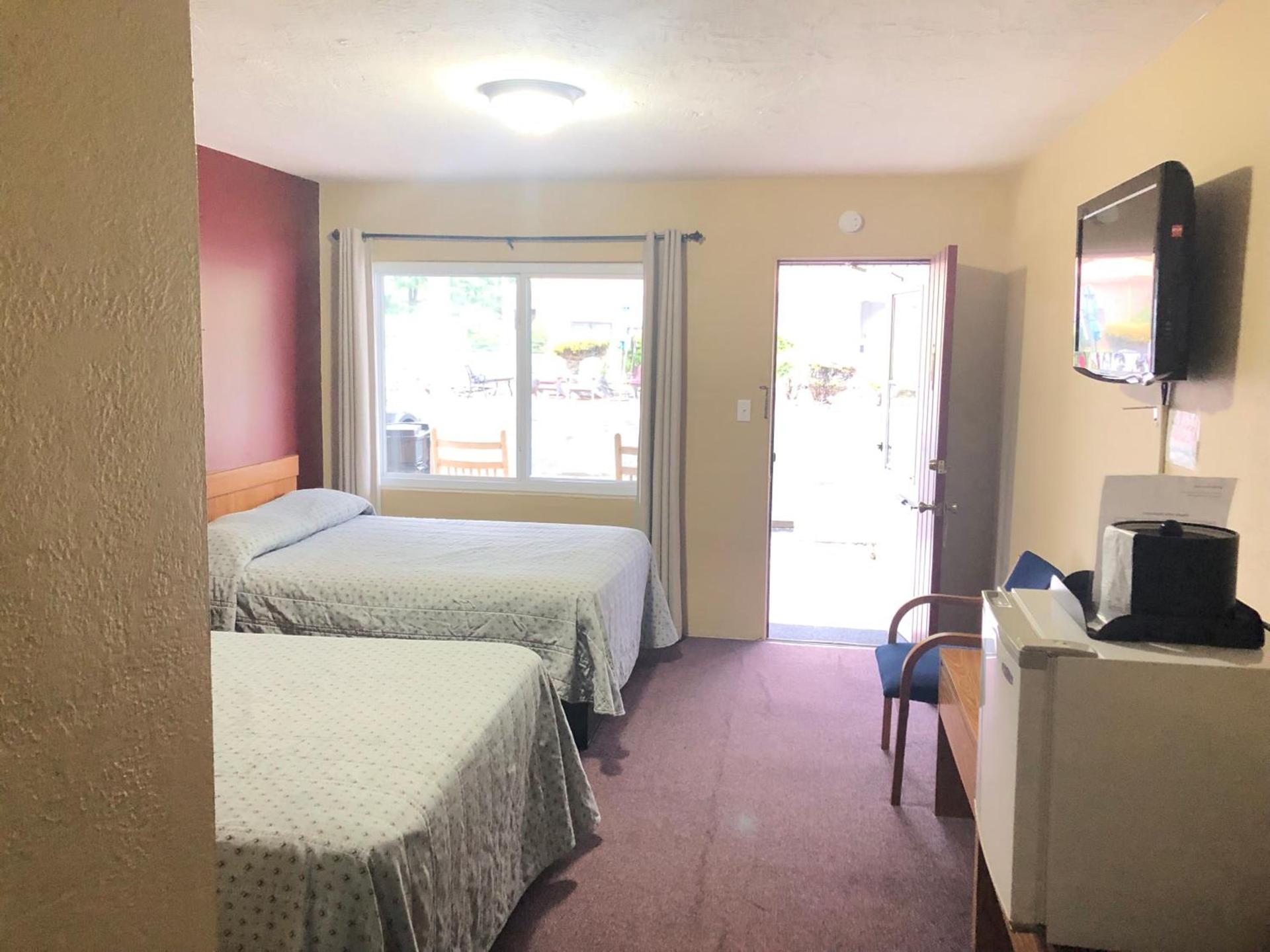 Laurel Park Inn photo 23