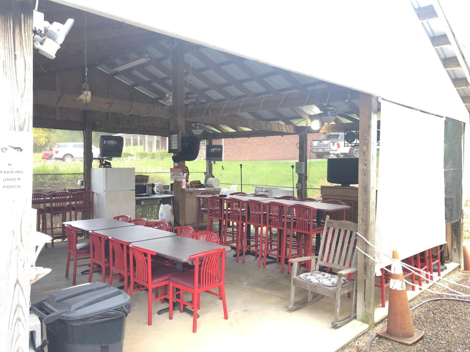 Laurel Park Inn photo 24