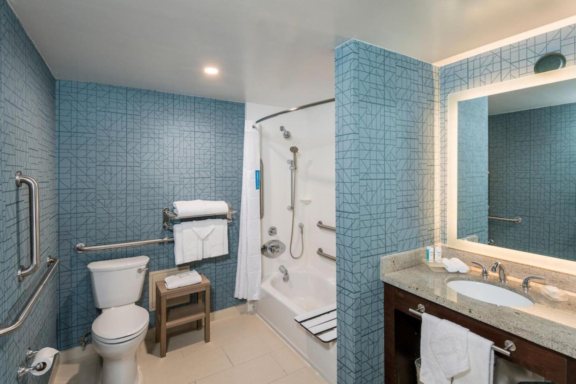 Homewood Suites Miami Airport/Blue Lagoon photo 60