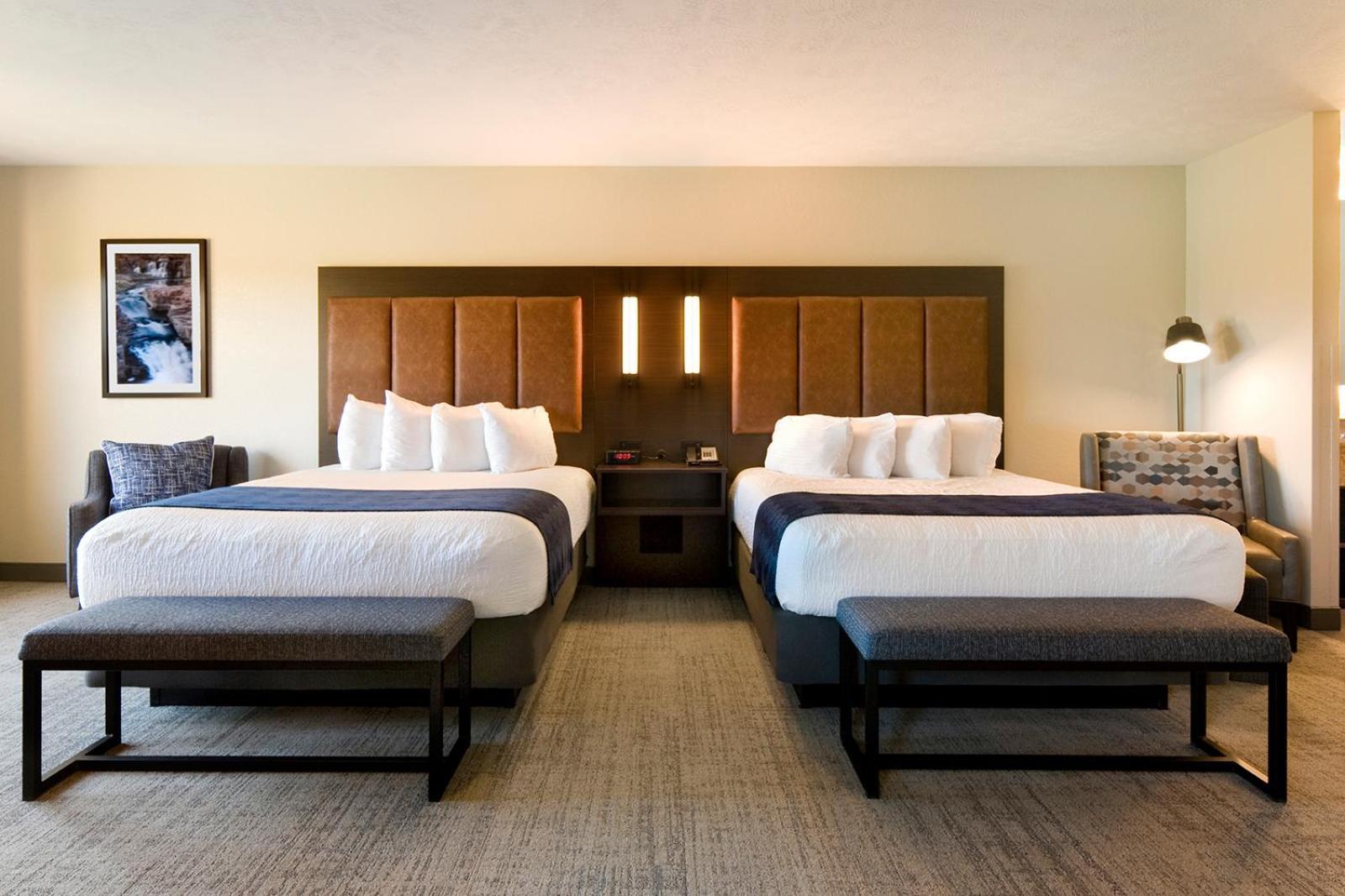 ClubHouse Hotel Sioux Falls photo 42