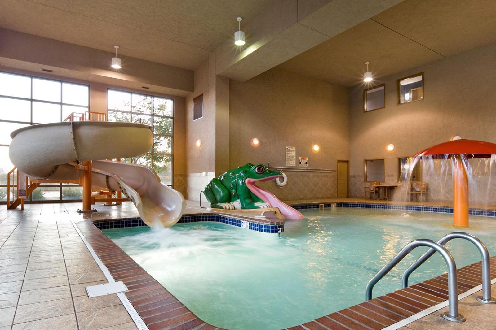 ClubHouse Hotel Sioux Falls photo 45