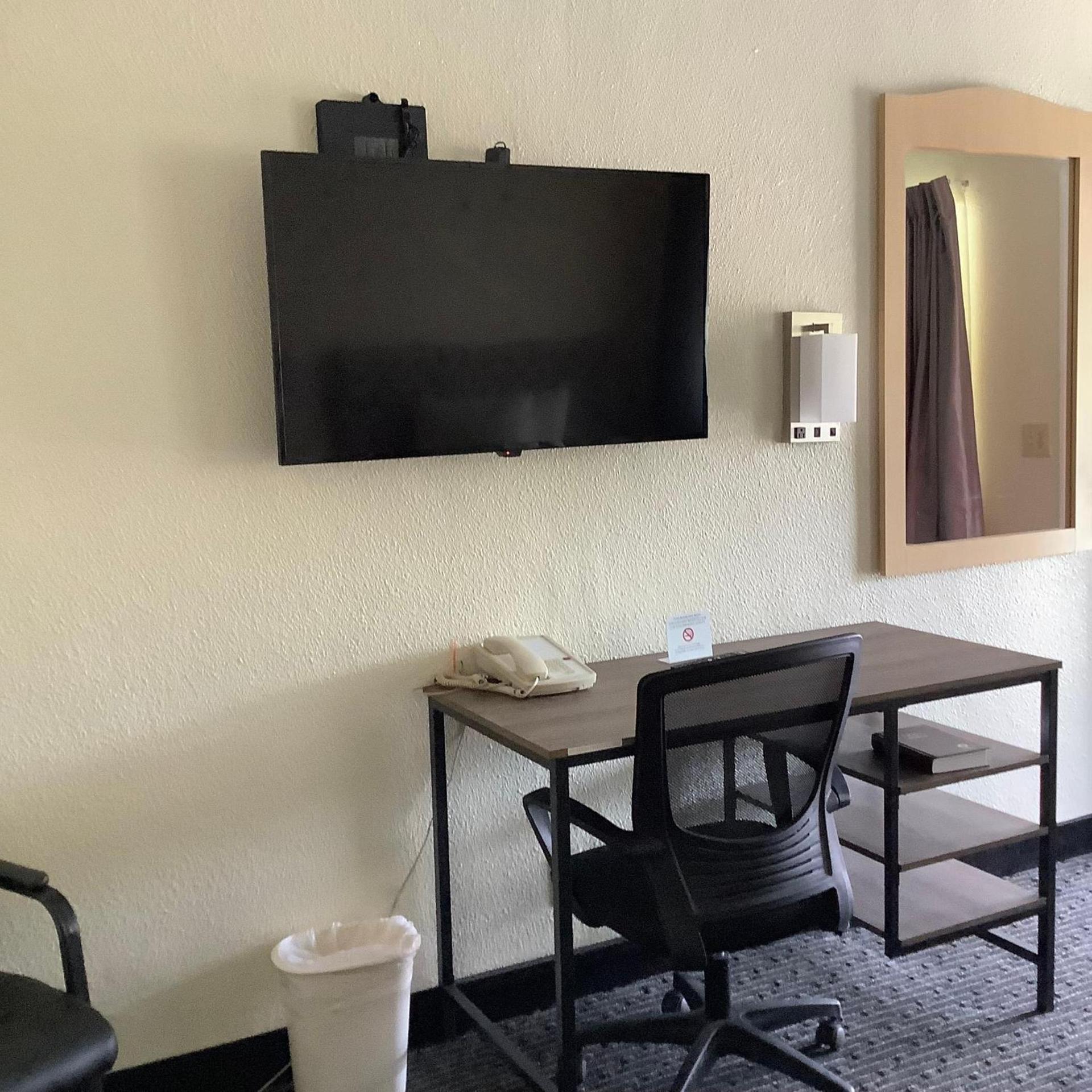 National 9 Motel photo 16