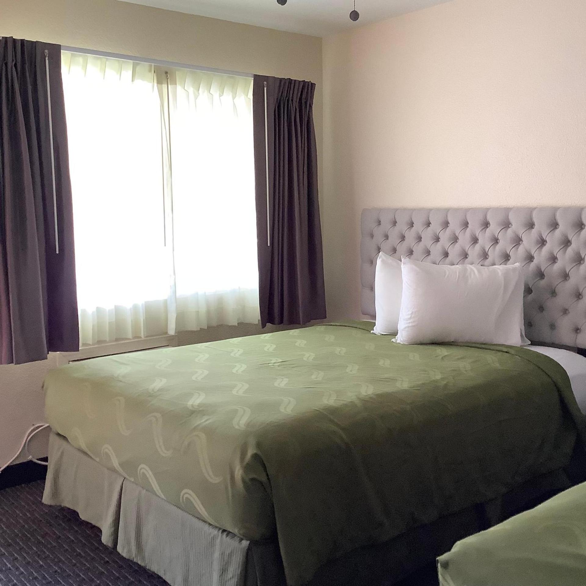 National 9 Motel photo 17