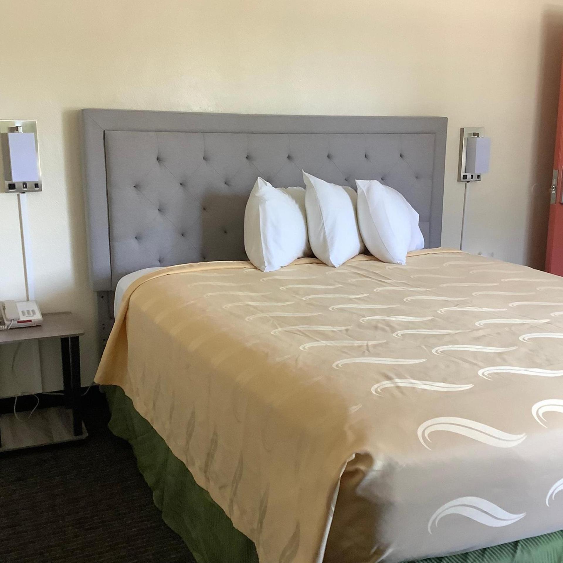 National 9 Motel photo 20
