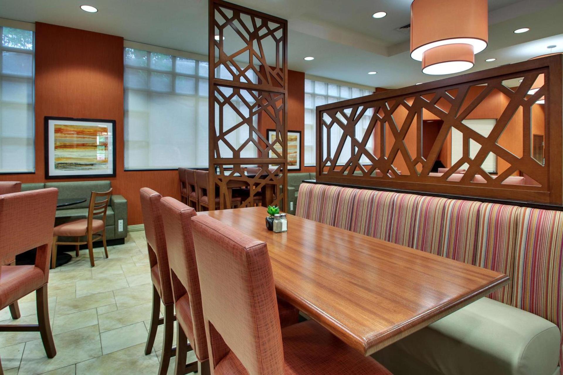 Drury Inn & Suites Charlotte Northlake photo 11