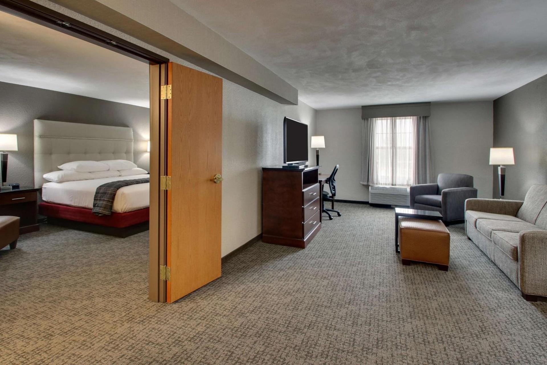 Drury Inn & Suites San Antonio Northwest Medical Center photo 20