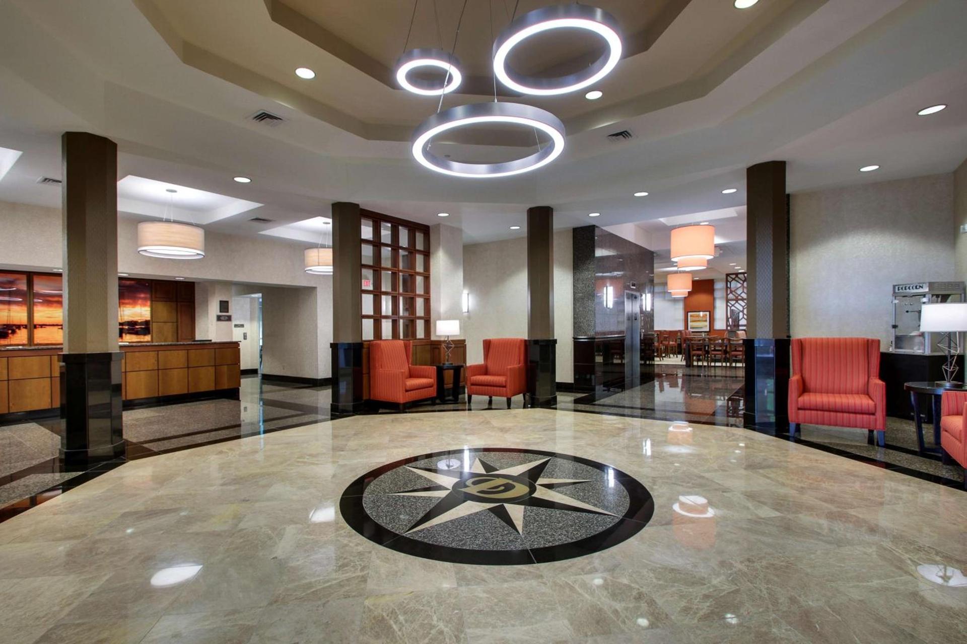Drury Inn & Suites Charlotte Northlake photo 5
