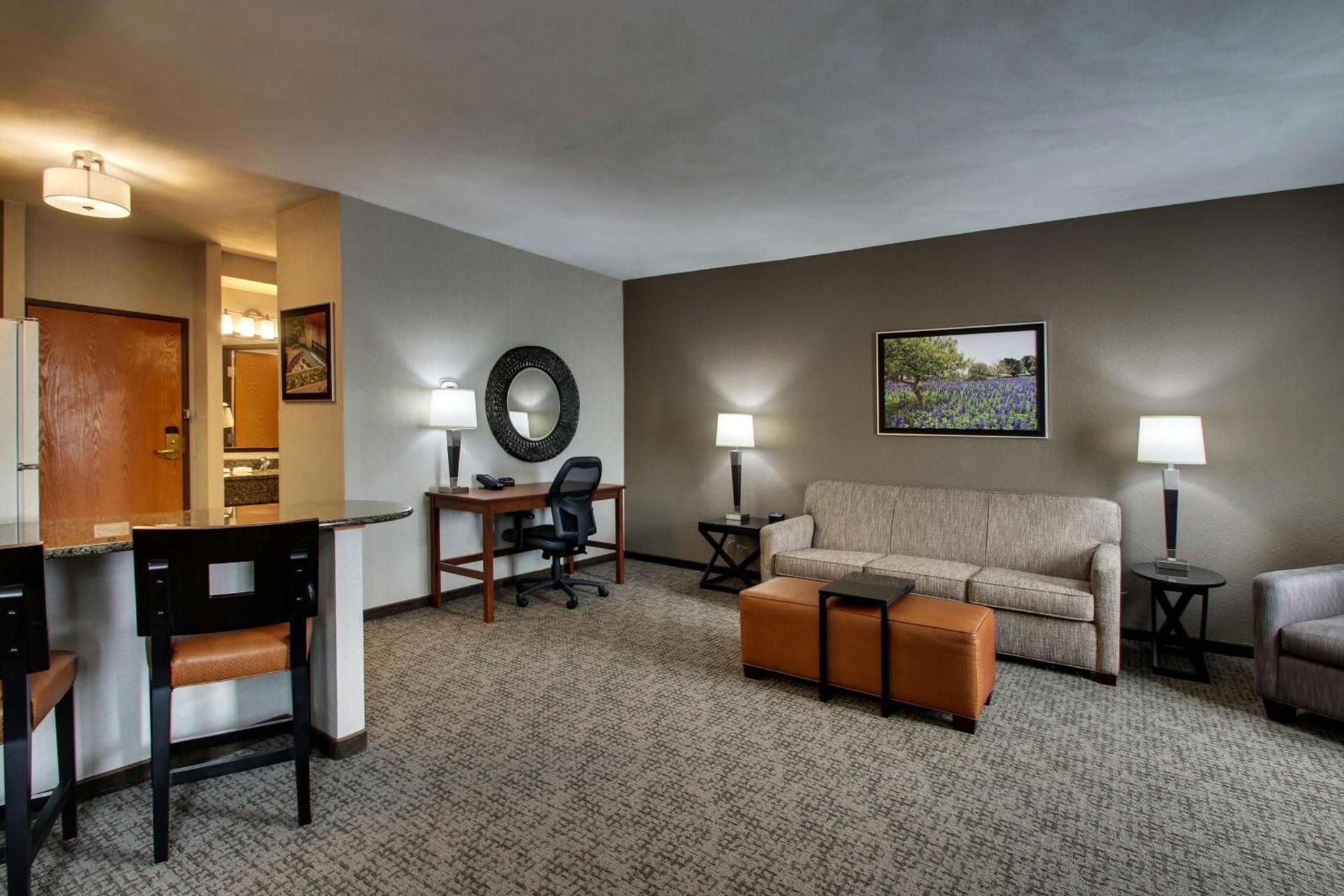 Drury Inn & Suites San Antonio Northwest Medical Center photo 33