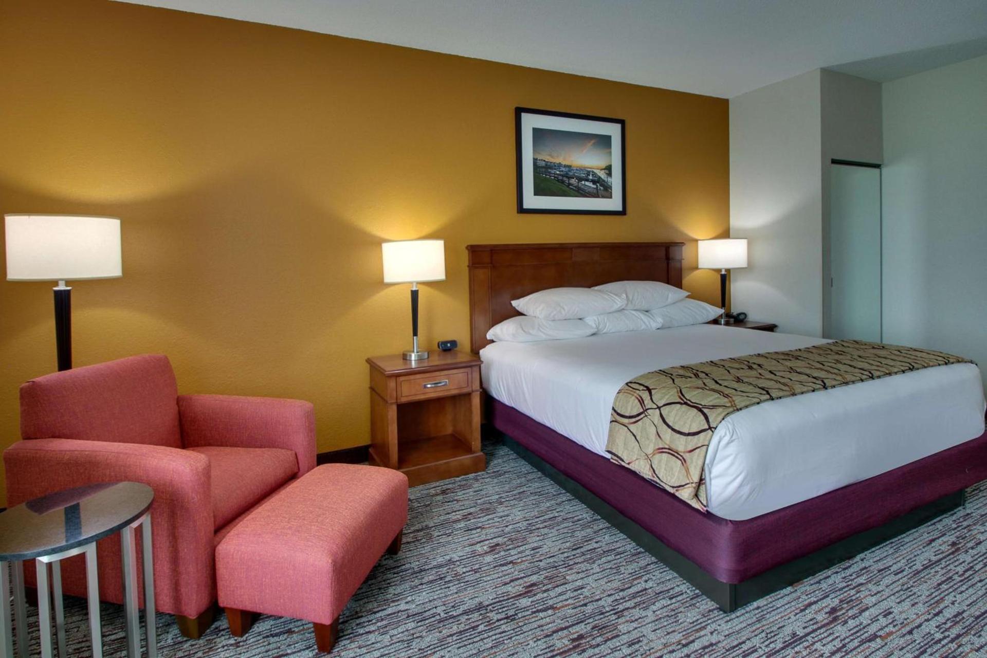 Drury Inn & Suites Charlotte Northlake photo 28