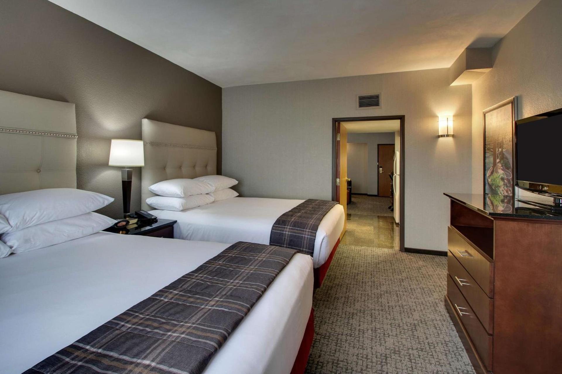 Drury Inn & Suites San Antonio Northwest Medical Center photo 39