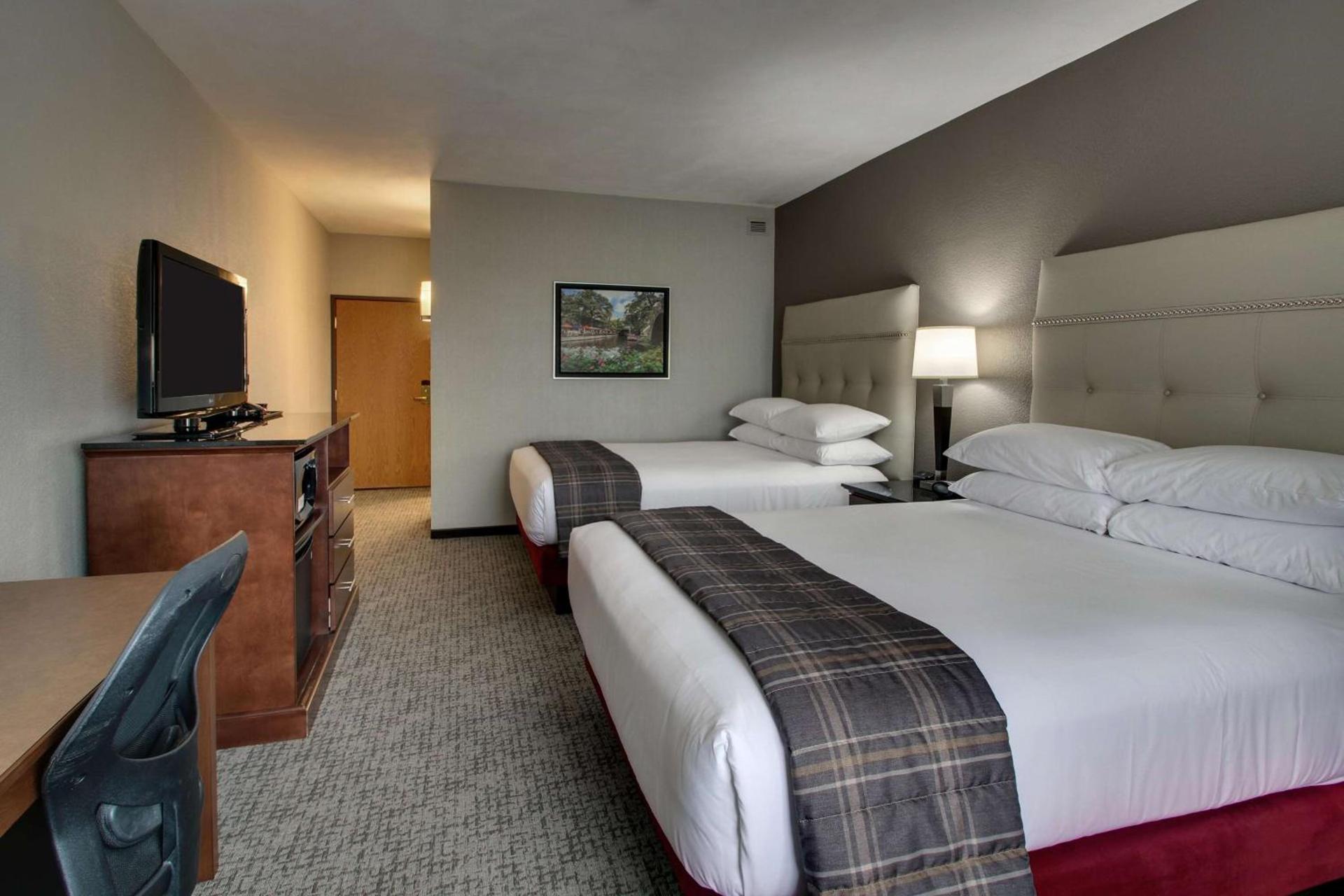 Drury Inn & Suites San Antonio Northwest Medical Center photo 47