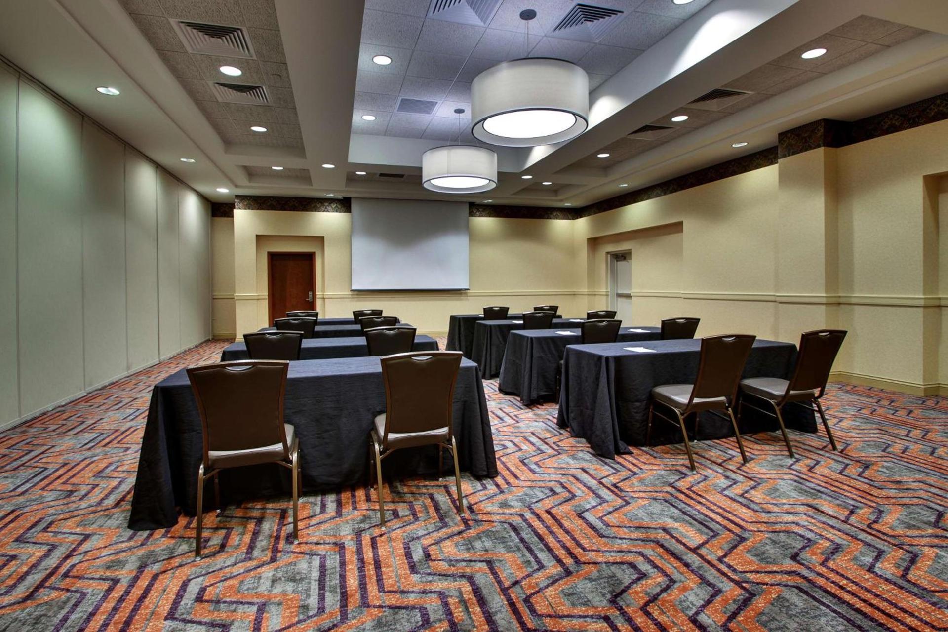 Drury Inn & Suites Charlotte Northlake photo 60