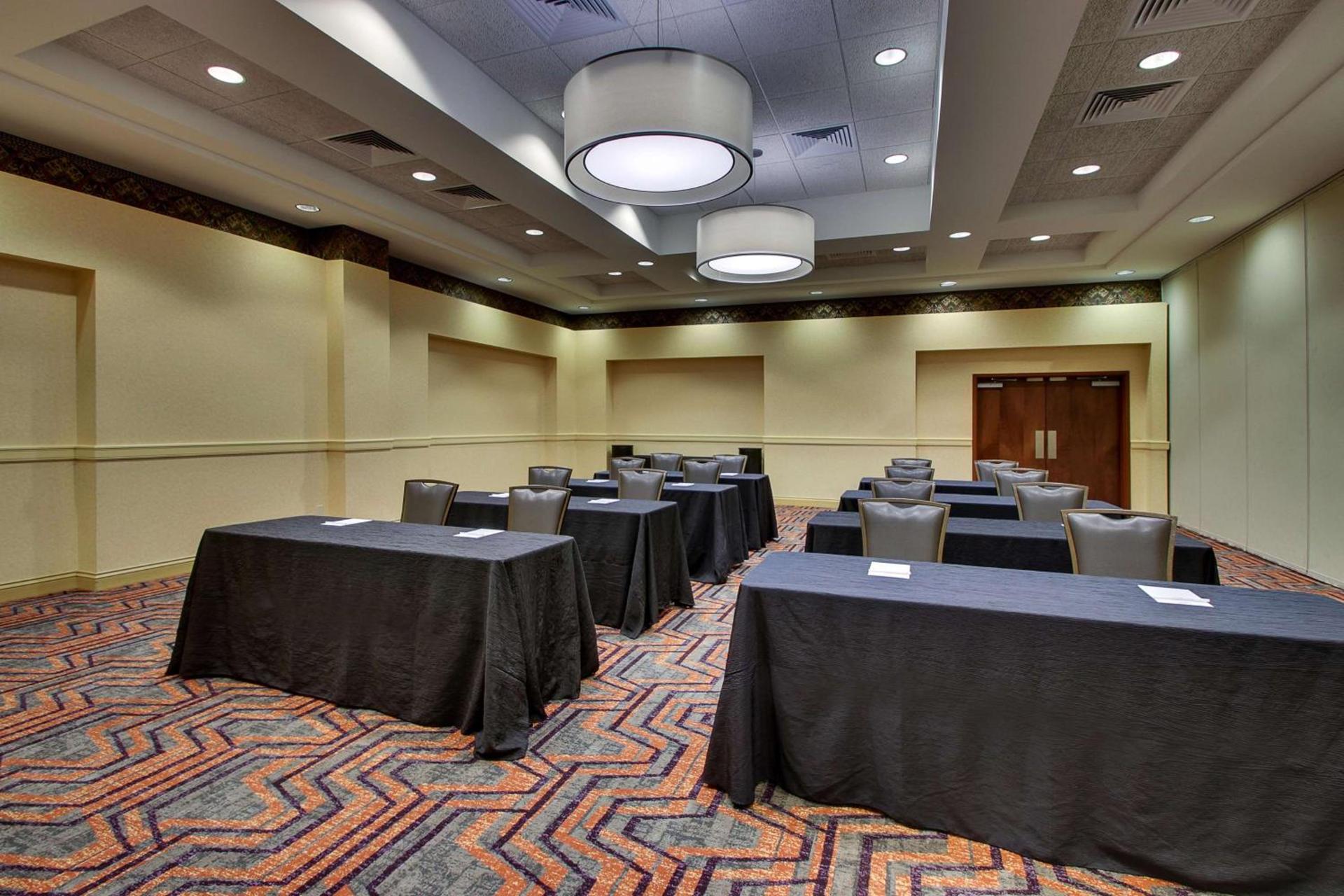 Drury Inn & Suites Charlotte Northlake photo 61