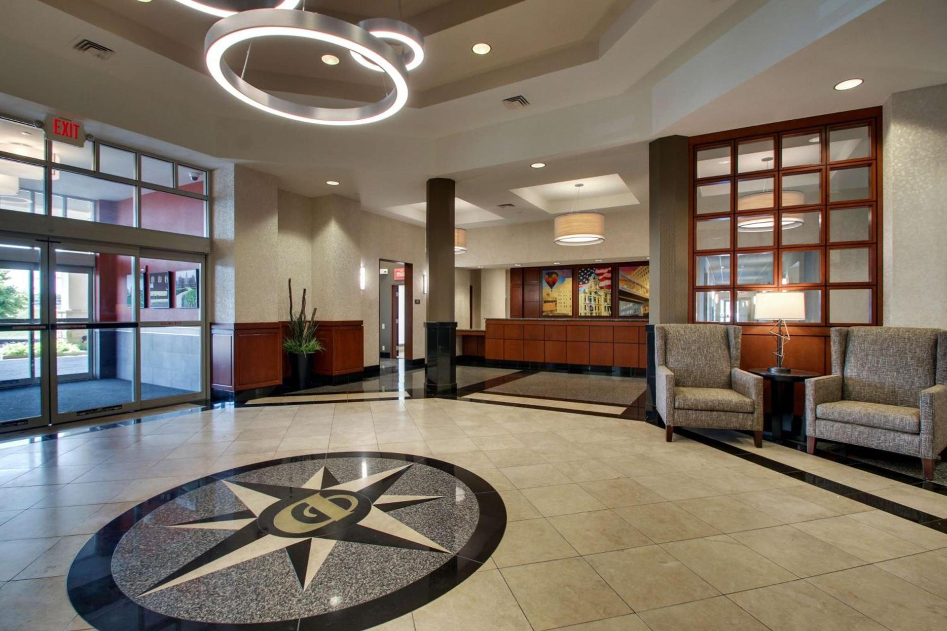 Drury Inn & Suites Findlay photo 4