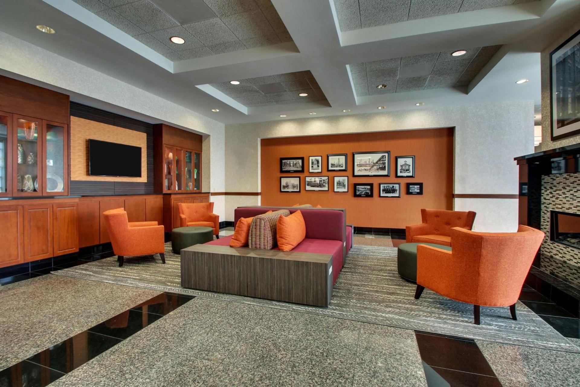 Drury Inn & Suites Findlay photo 7