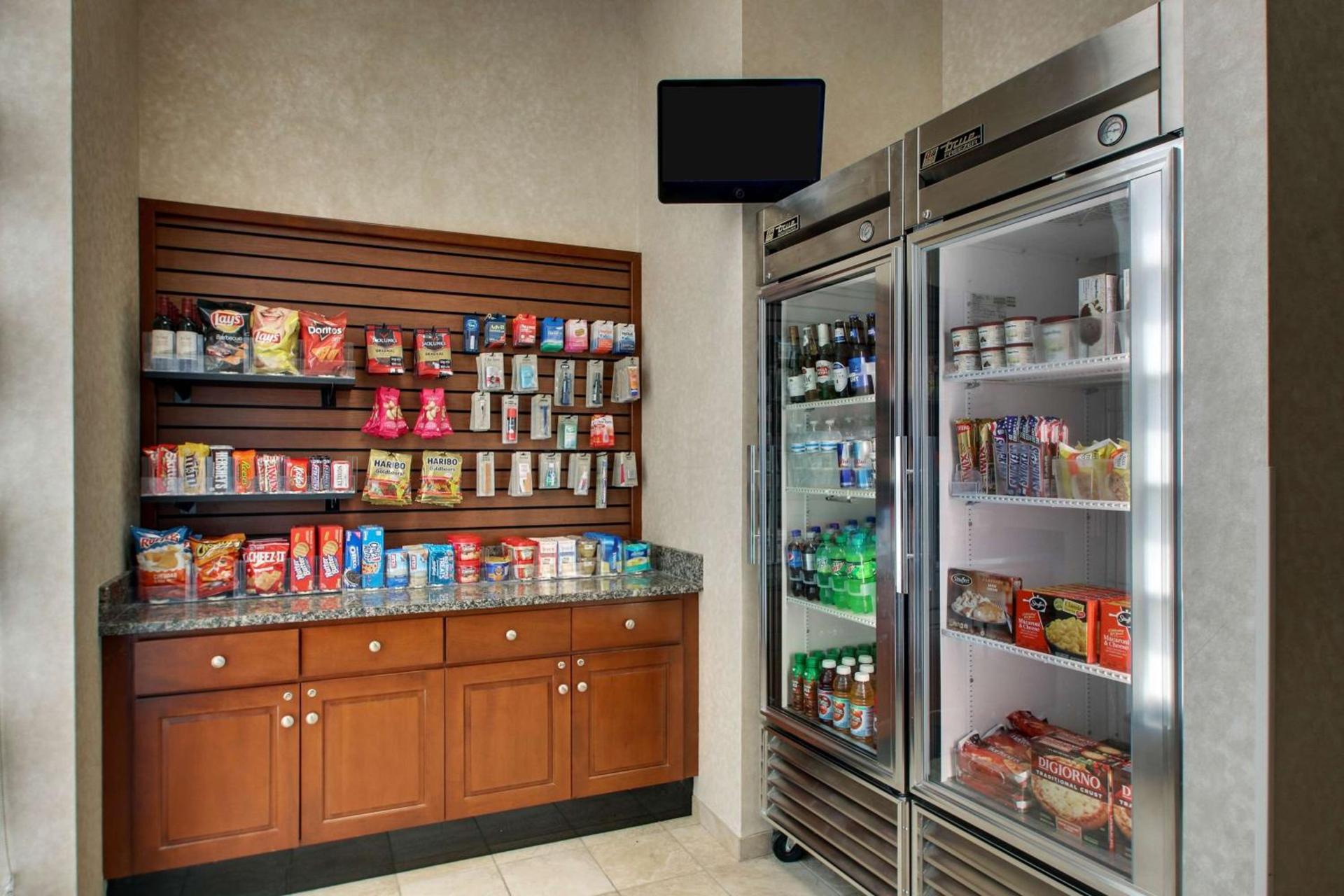 Drury Inn & Suites Findlay photo 16
