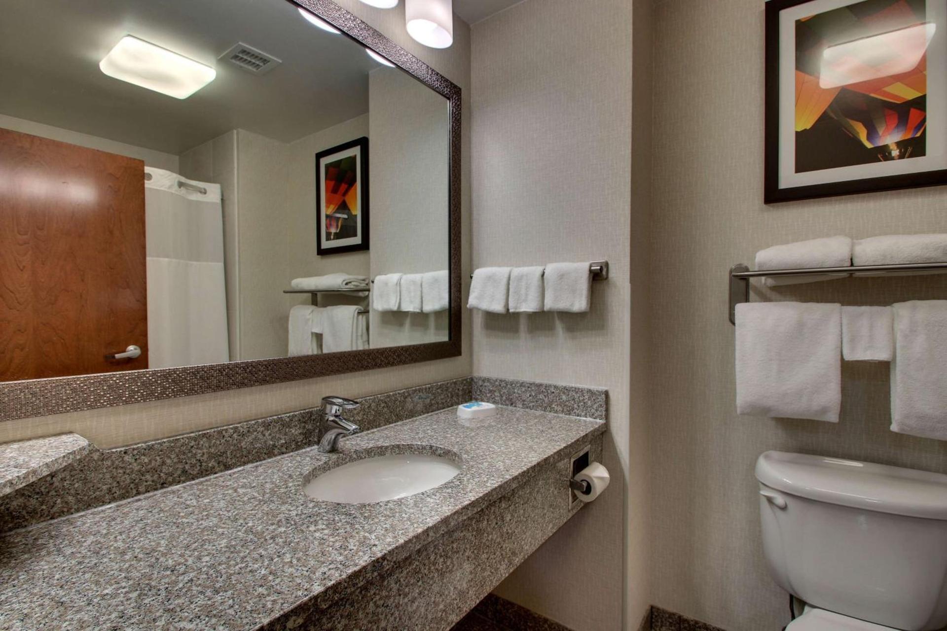 Drury Inn & Suites Findlay photo 22