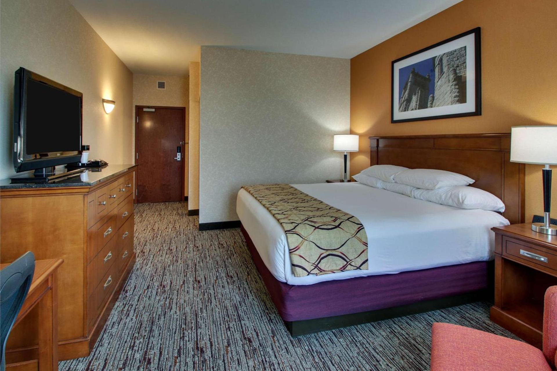 Drury Inn & Suites Findlay photo 26