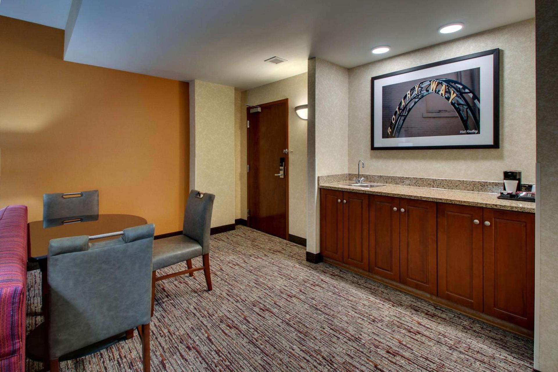 Drury Inn & Suites Findlay photo 46
