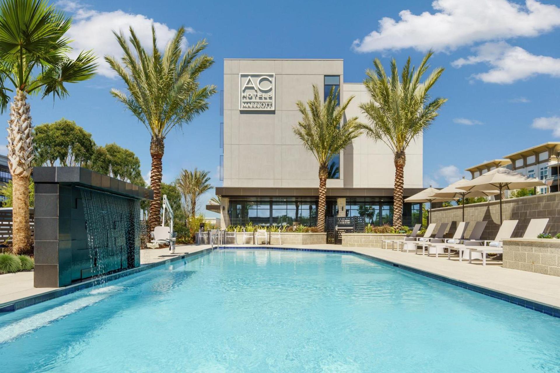 AC Hotel by Marriott Jacksonville St Johns Town Center photo 50