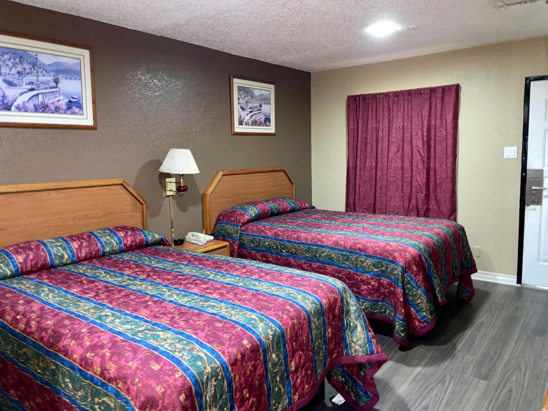Golden Inn Dallas by Hotel O photo 23