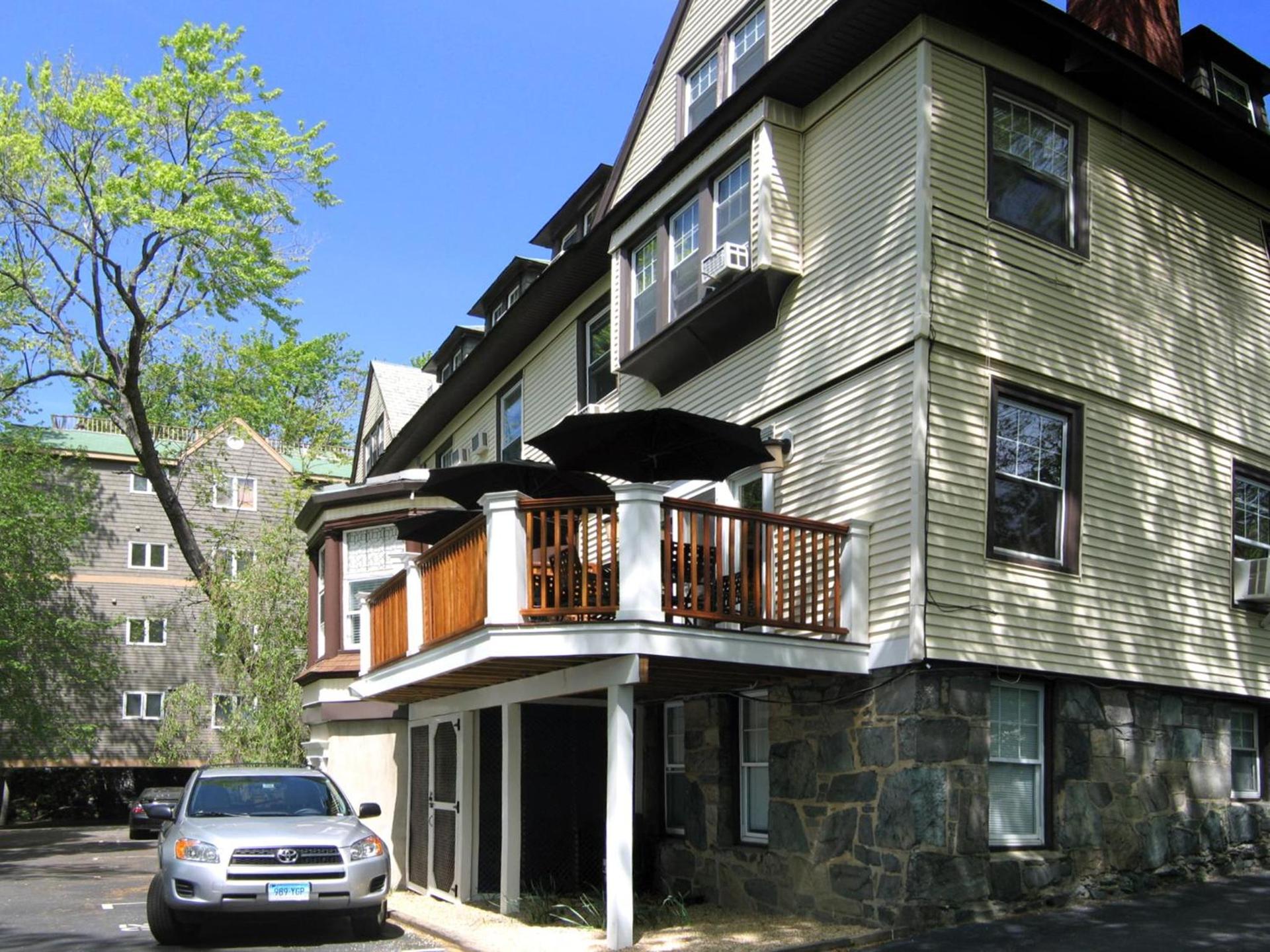 Longwood Inn photo 15