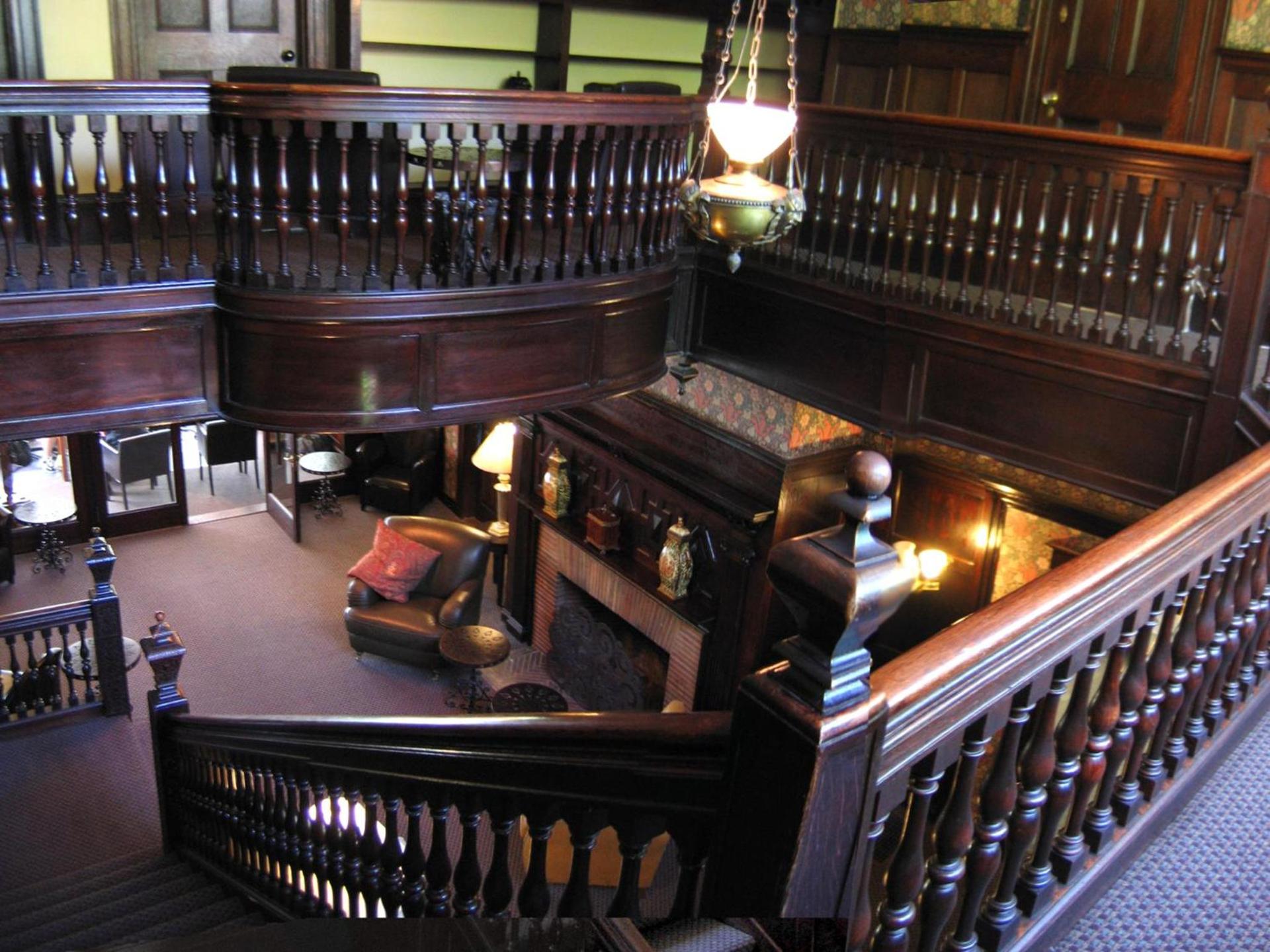 Longwood Inn photo 13