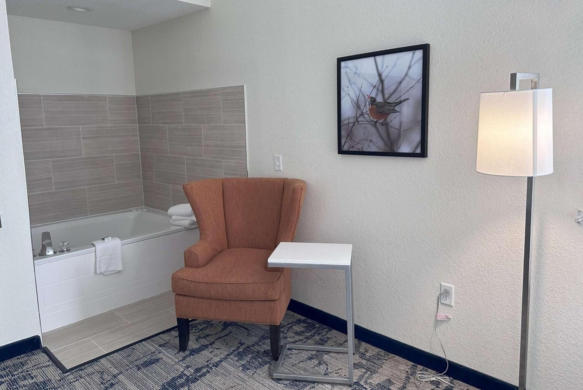 La Quinta by Wyndham Milwaukee SW New Berlin photo 17