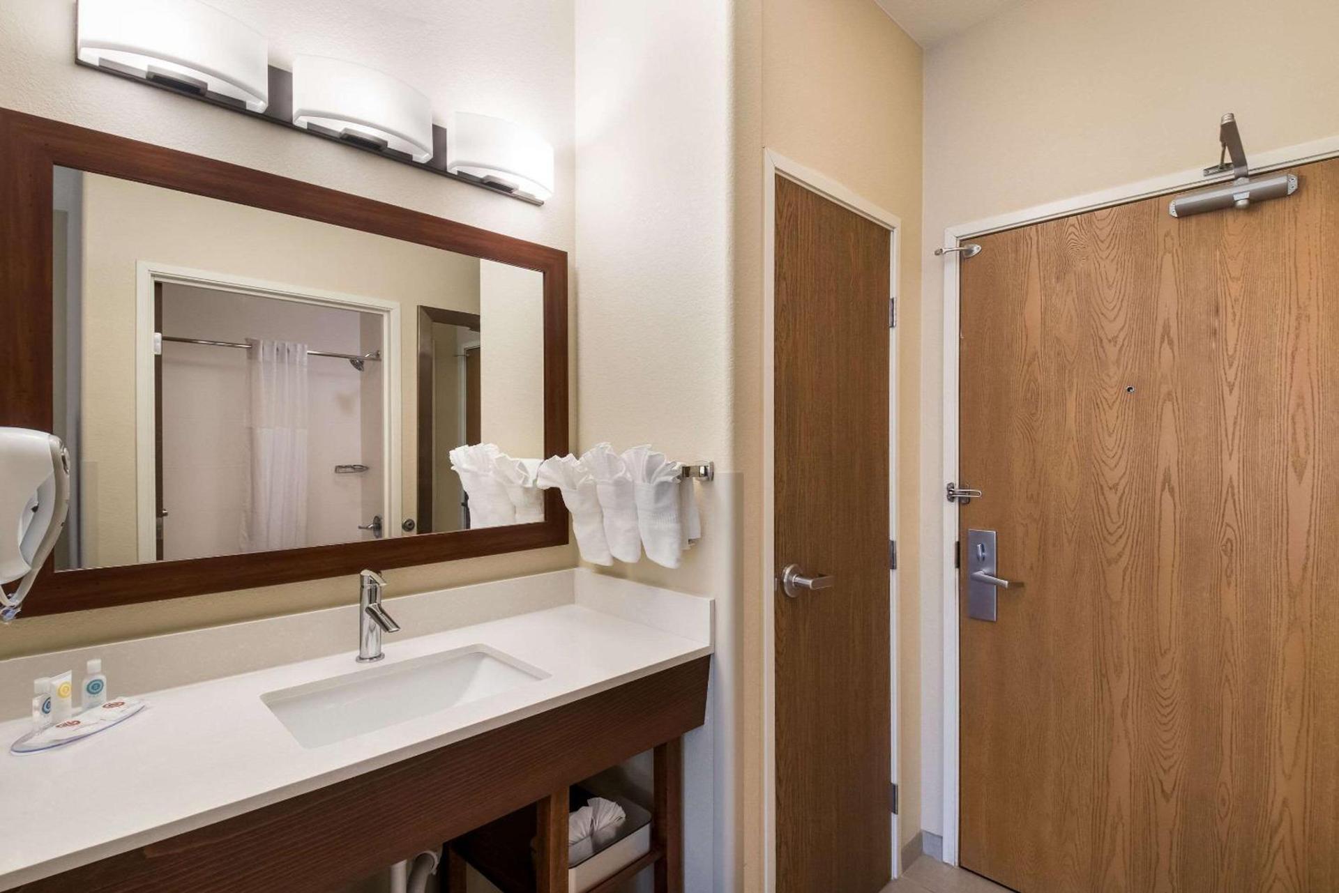 Comfort Inn Fort Morgan photo 13
