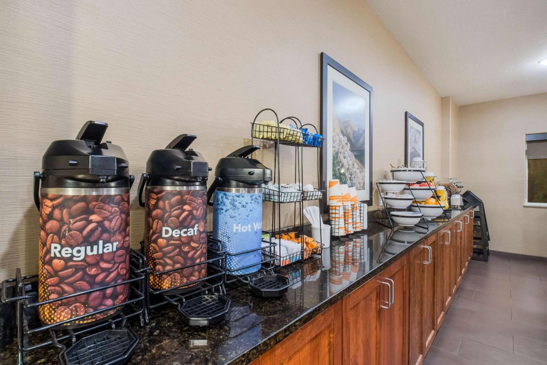 Comfort Inn Fort Morgan photo 25
