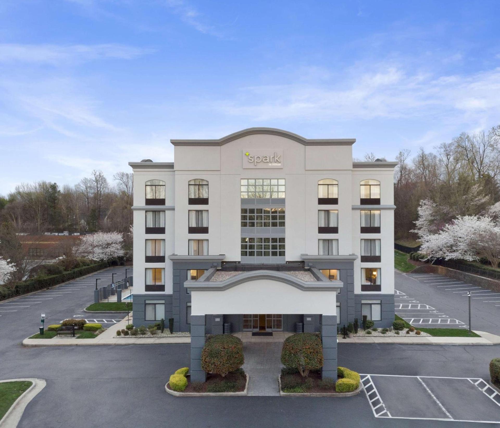 Spark By Hilton Greensboro photo 3