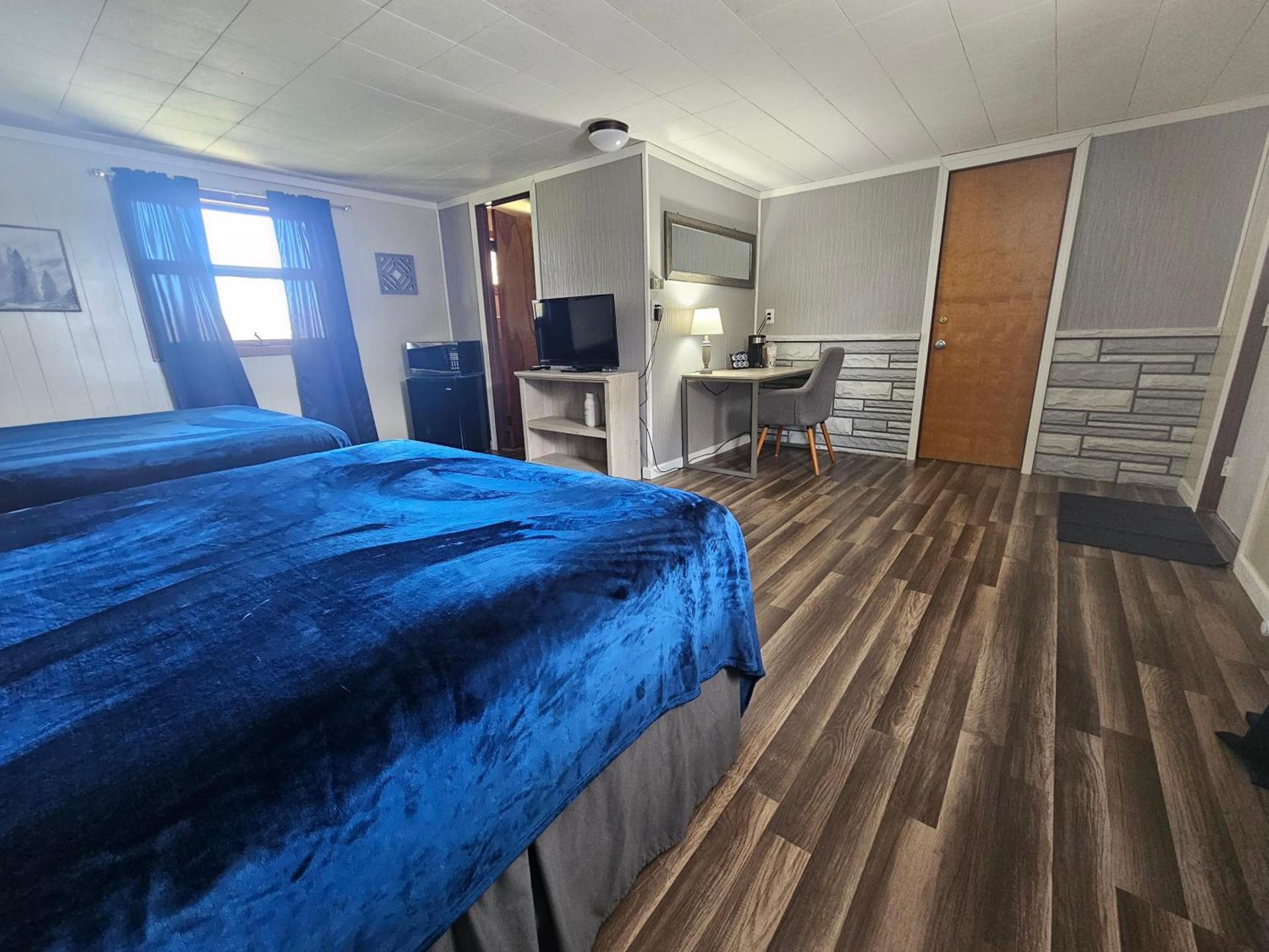 The Last Resort Motel photo 8