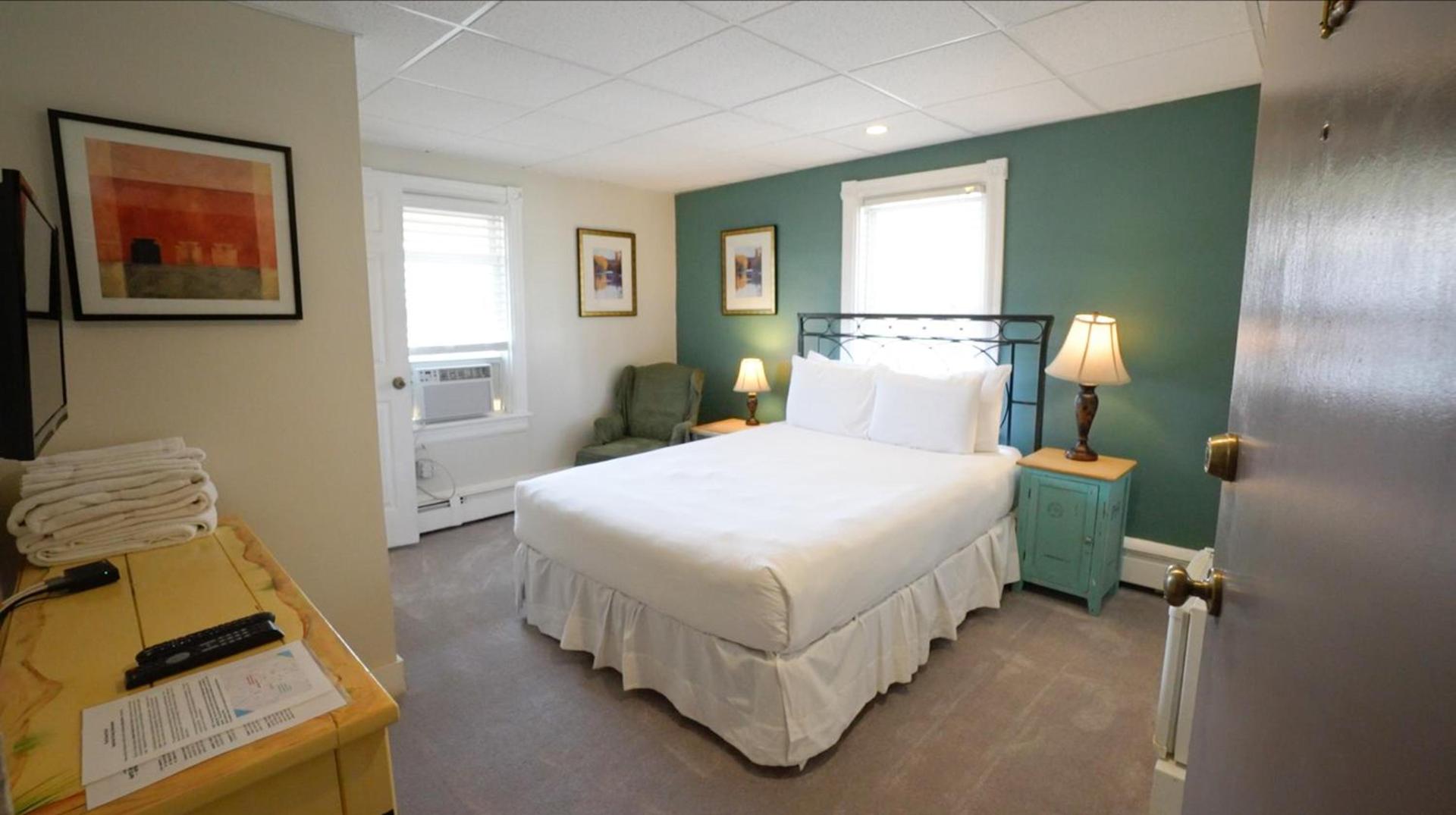 North Beach Hotel photo 12