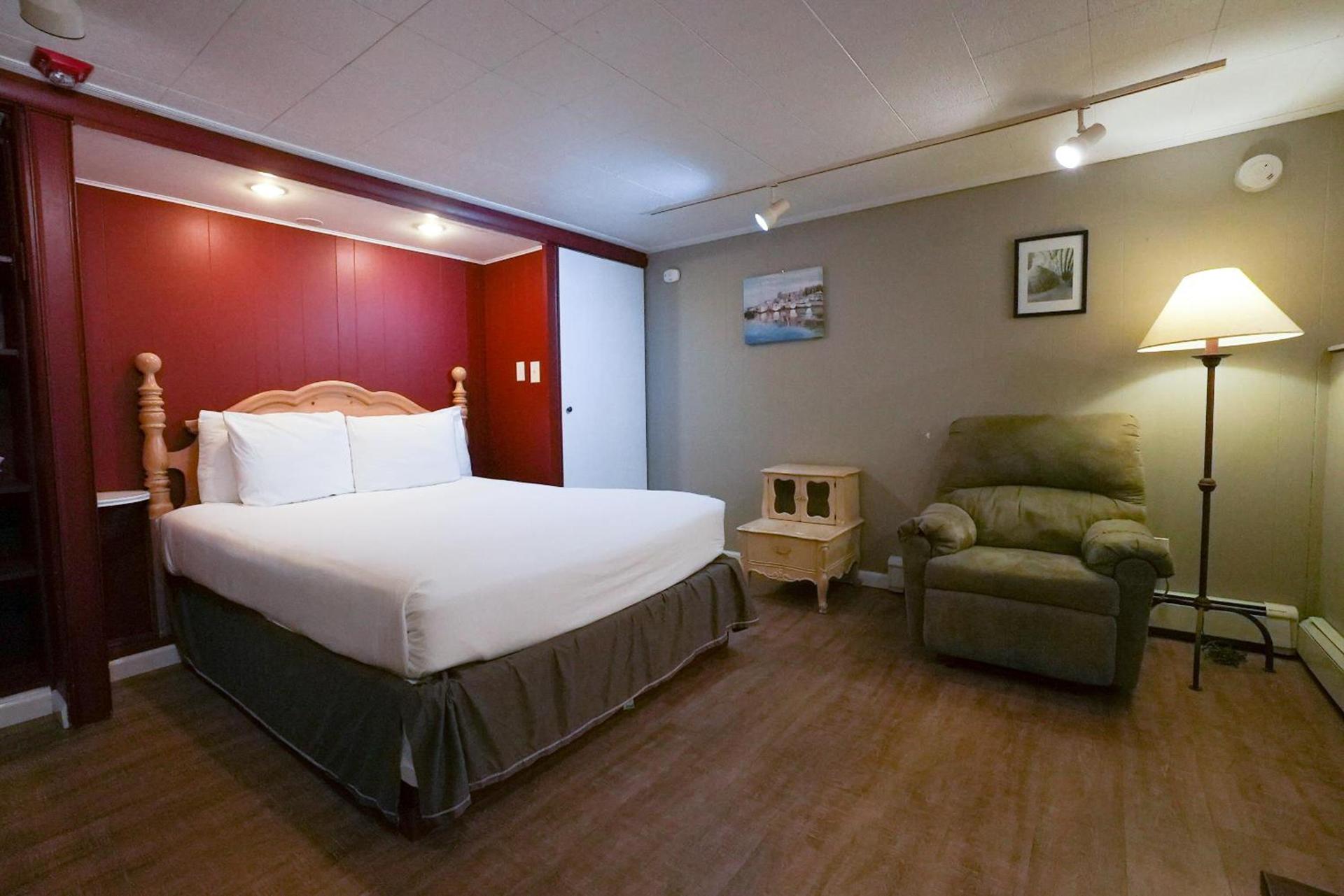 North Beach Hotel photo 17