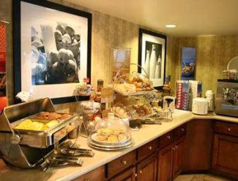 Baymont by Wyndham Griffin photo 58