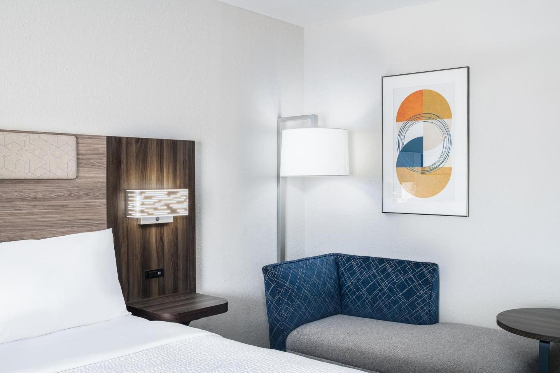 Holiday Inn Express Atlanta West - Theme Park Area by IHG photo 33