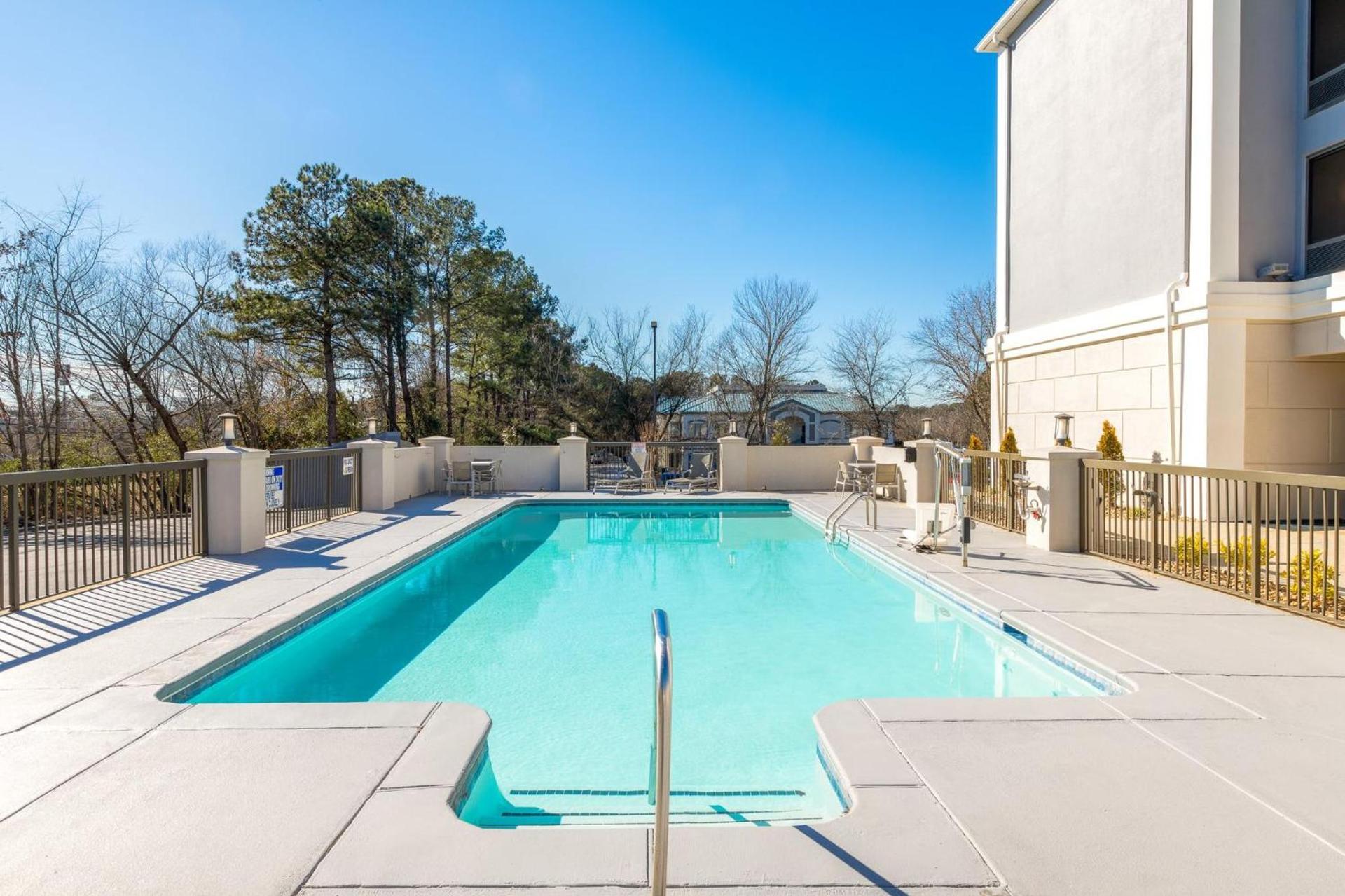Holiday Inn Express Atlanta West - Theme Park Area by IHG photo 41