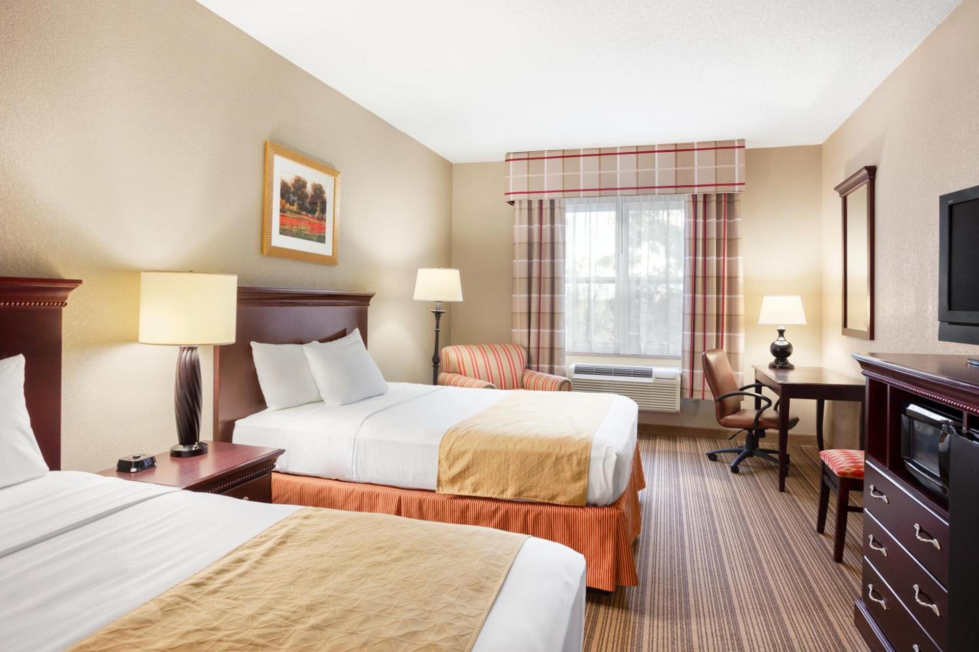 Country Inn & Suites by Radisson, Ithaca, NY photo 48