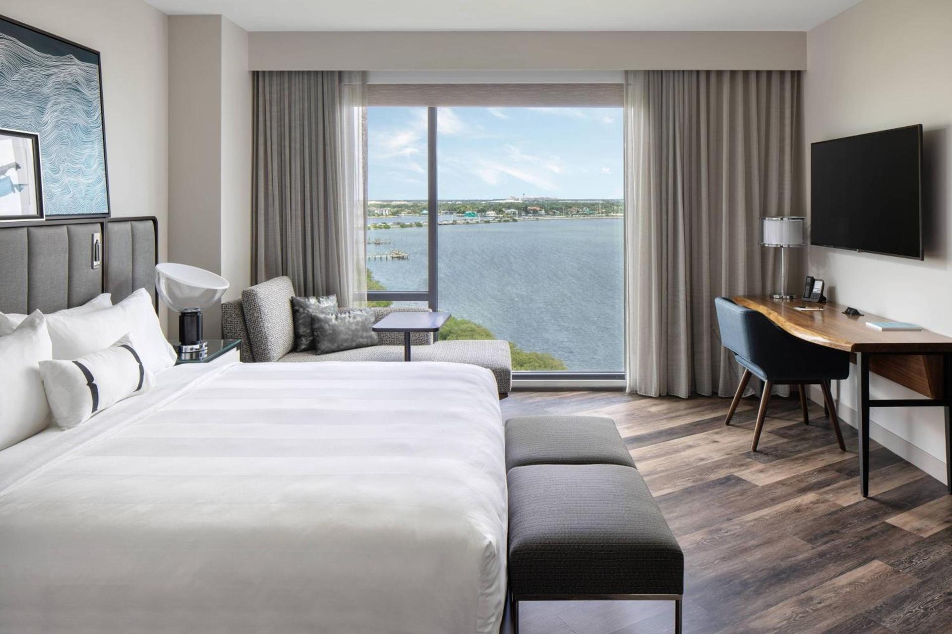 The CURRENT Hotel, Autograph Collection photo 5