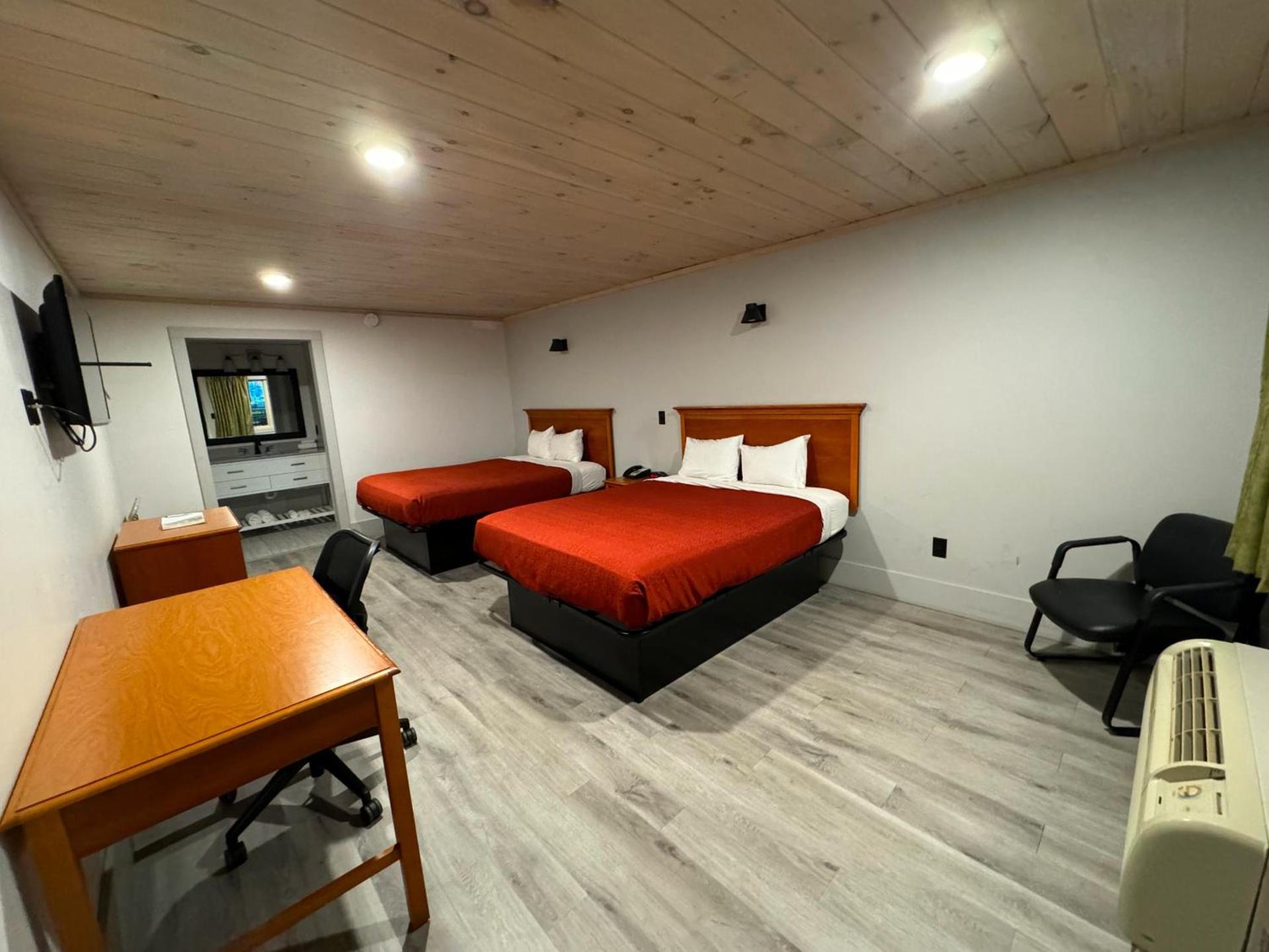 Tennessee Mountain Lodge photo 12