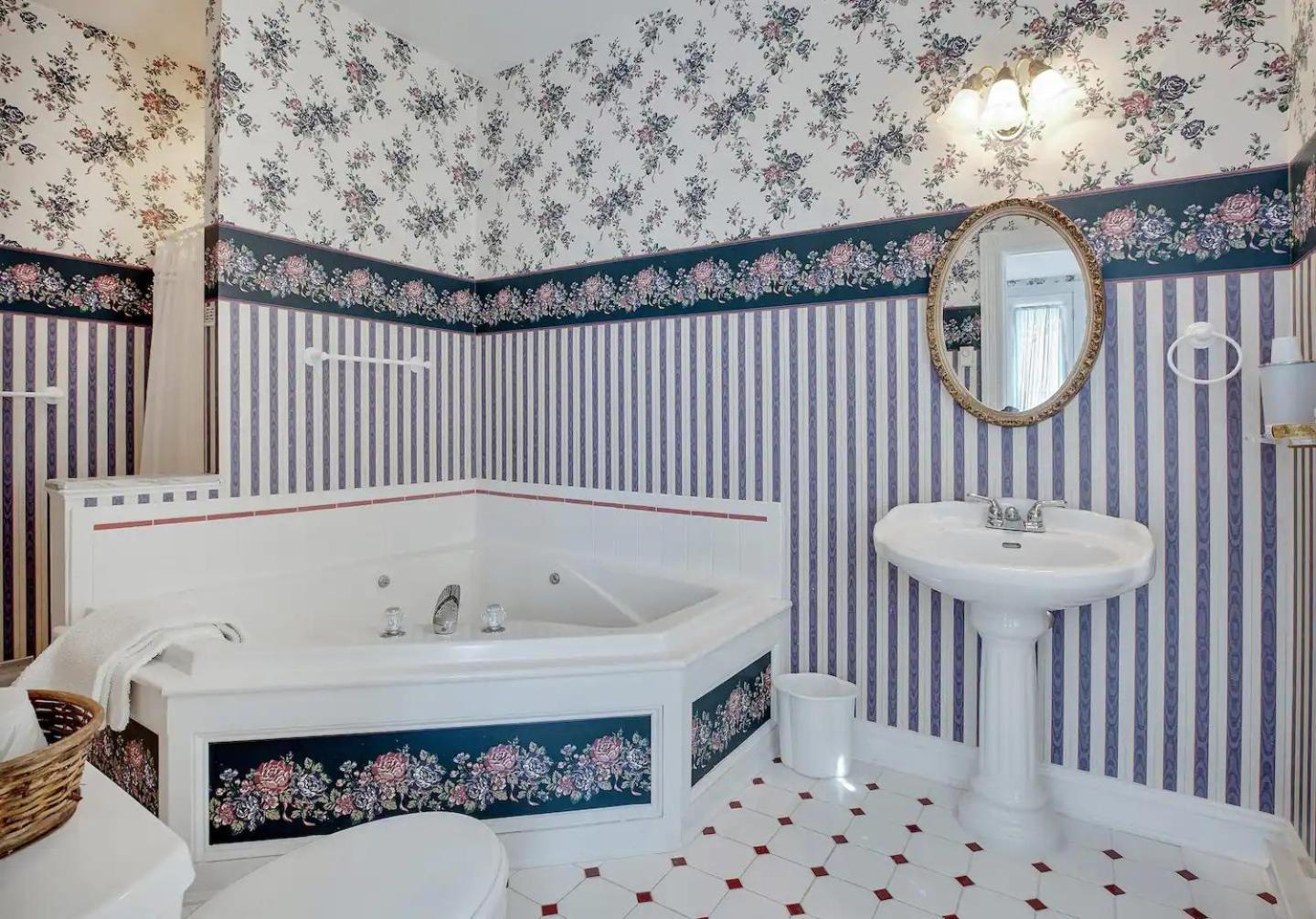 Inn at Poplar Corner B&B on Chincoteague Island photo 10