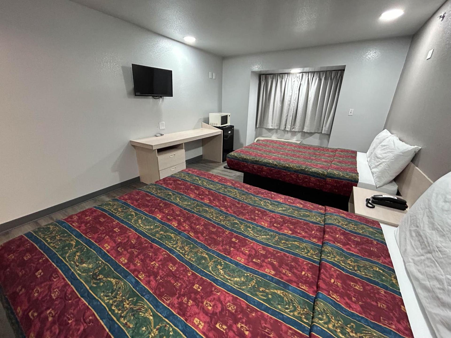 Motel 6 Idabel, OK photo 2