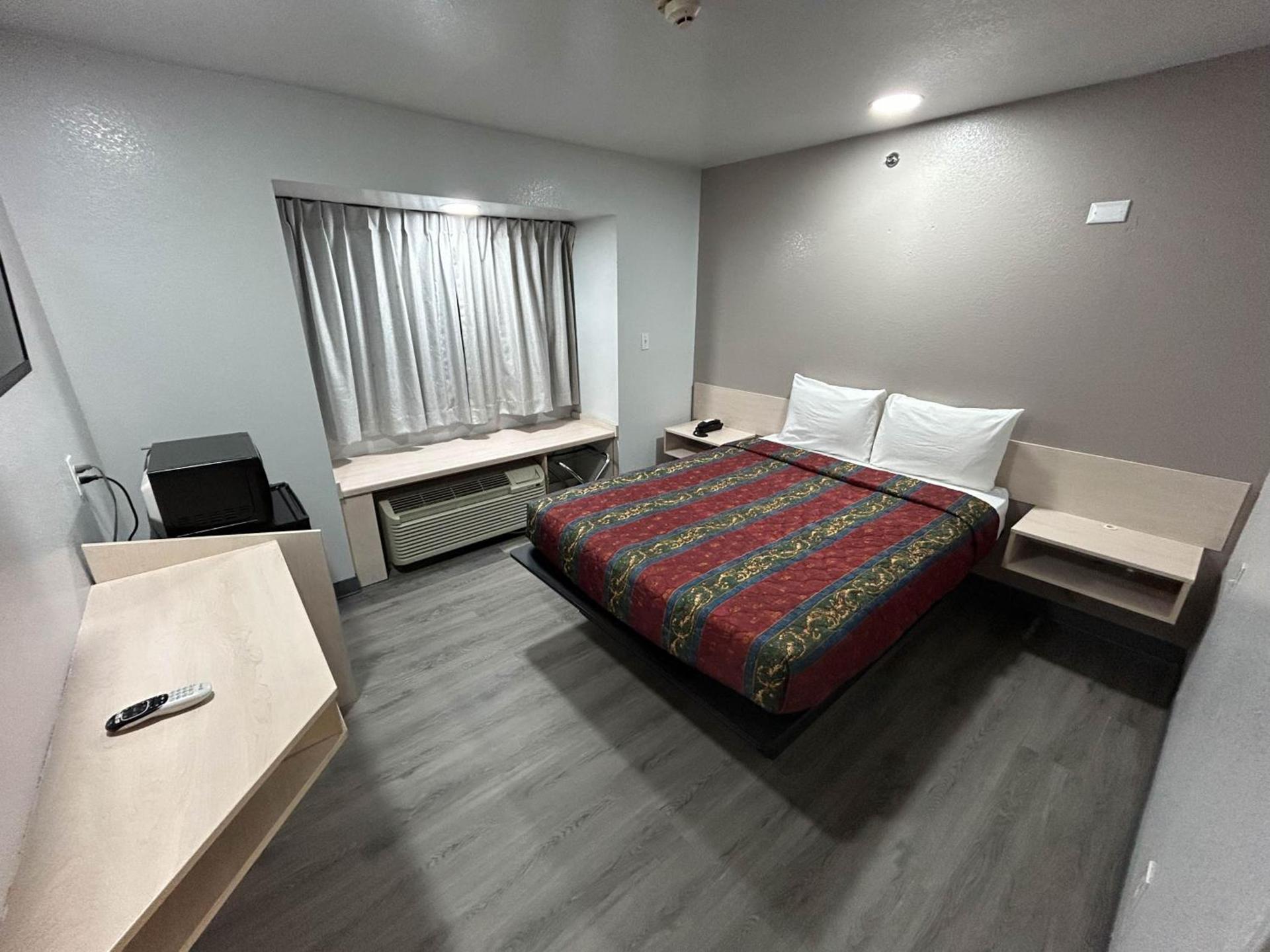 Motel 6 Idabel, OK photo 7