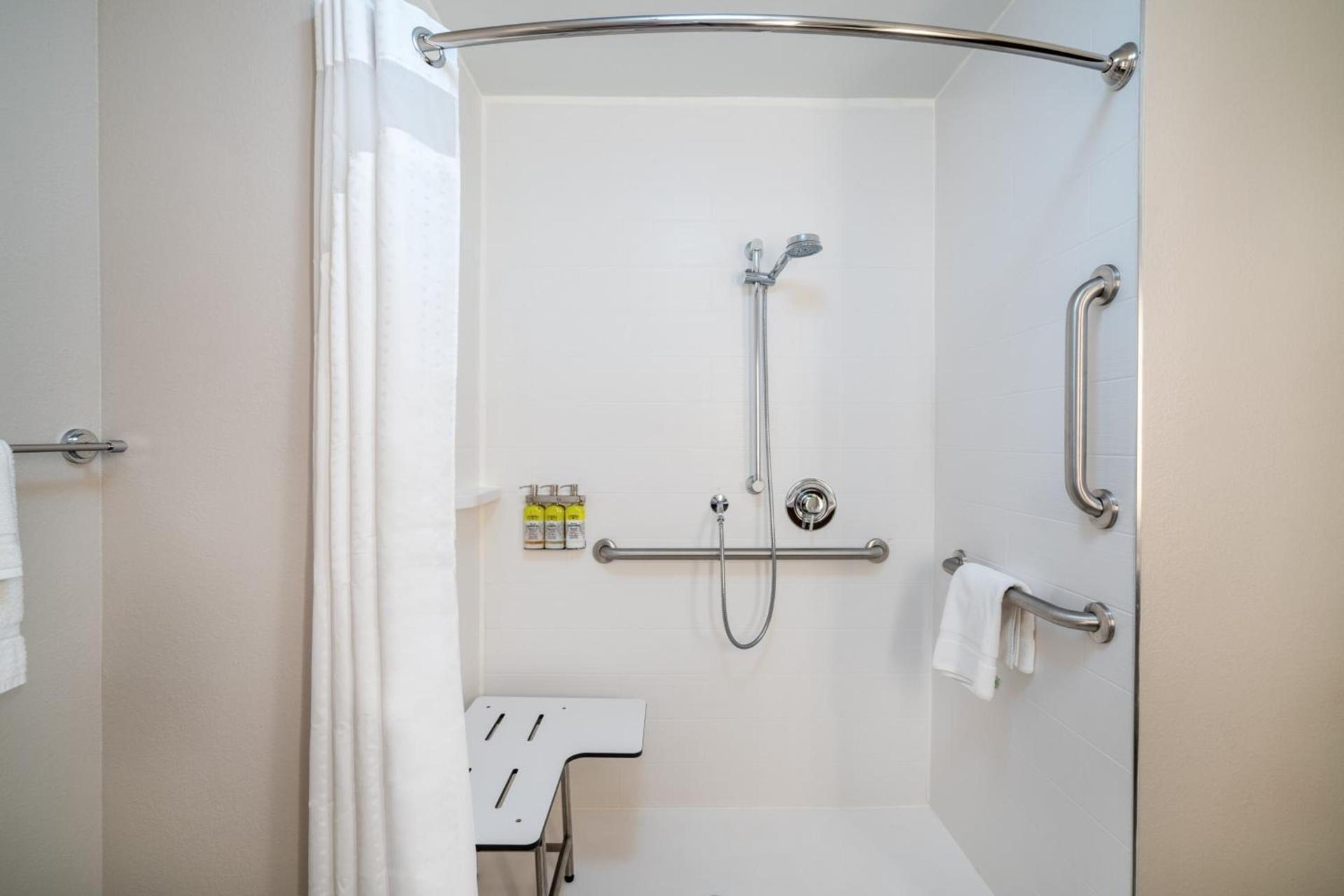 Holiday Inn Express & Suites Atlanta Airport NE - Hapeville by IHG photo 15