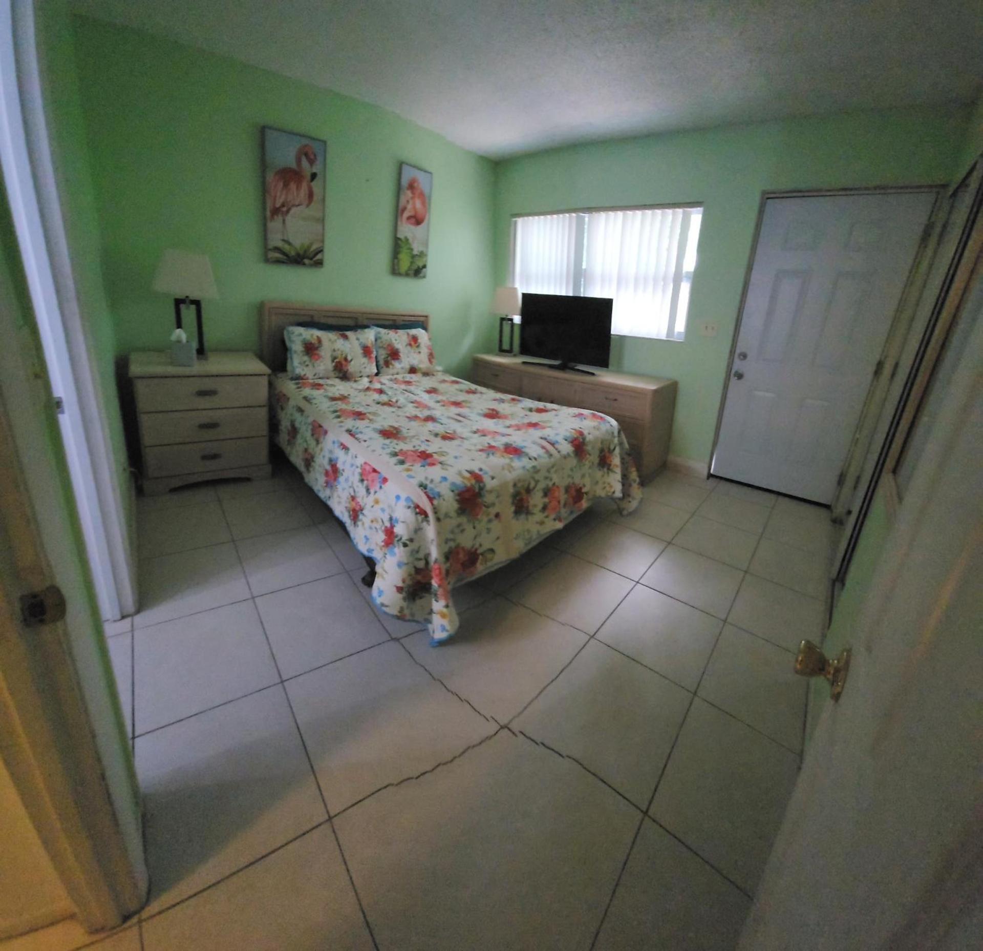 Marion Lane Suites photo 30