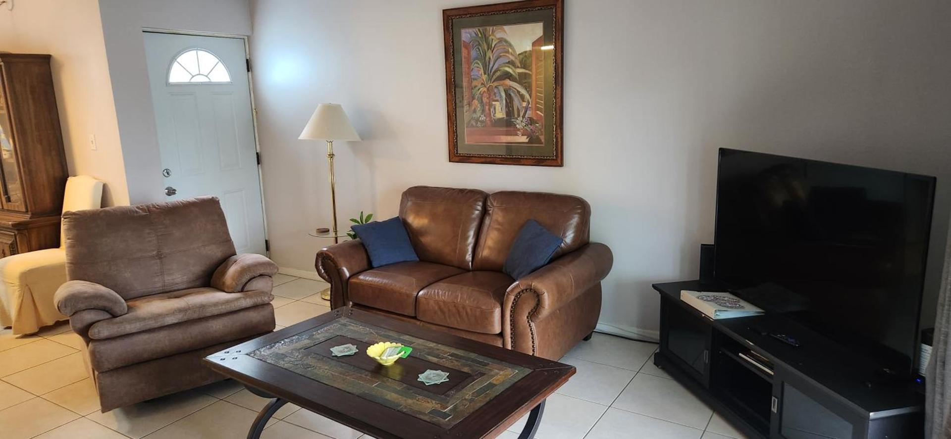 Marion Lane Suites photo 17