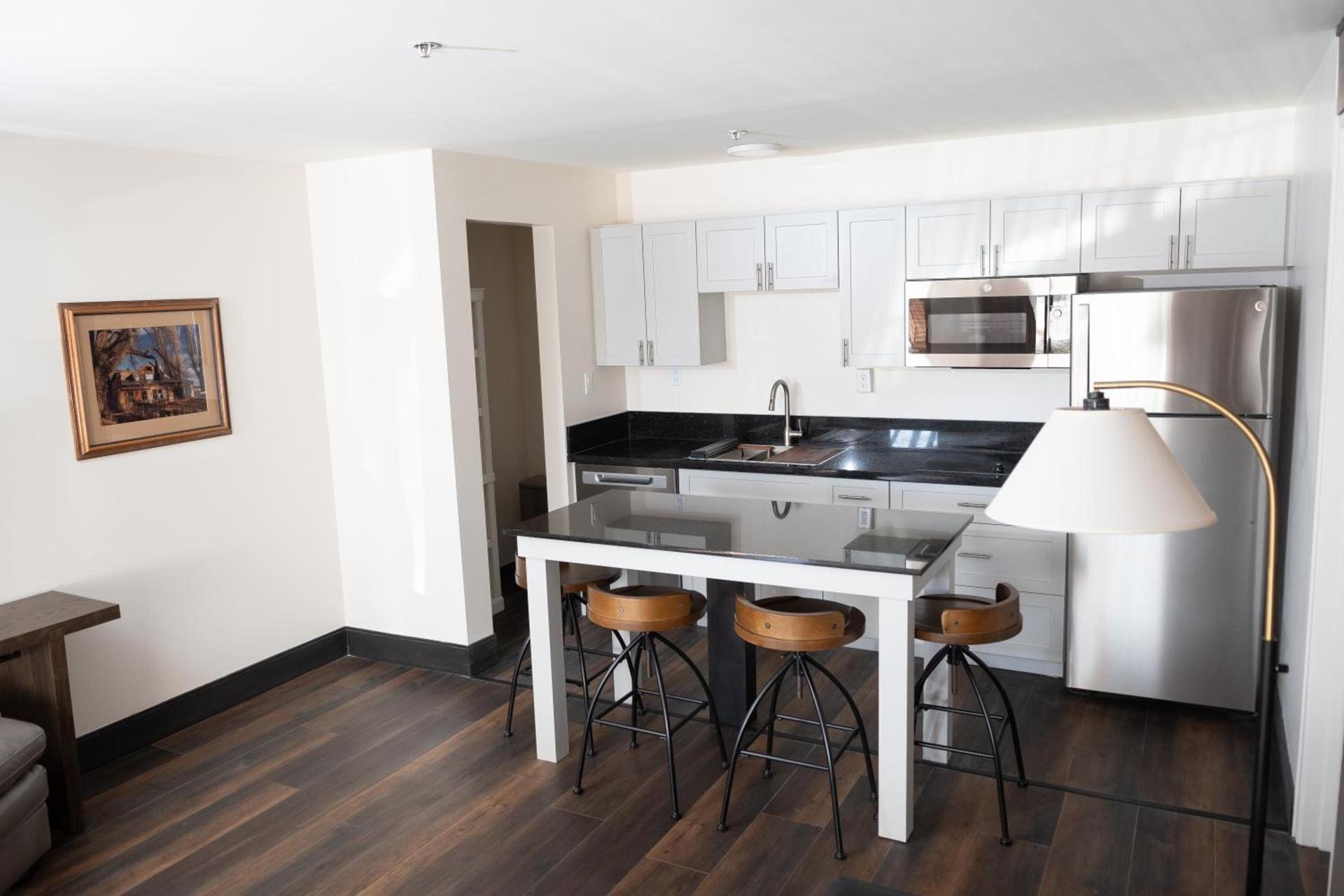 Carson Valley Motor Lodge and Suites photo 41